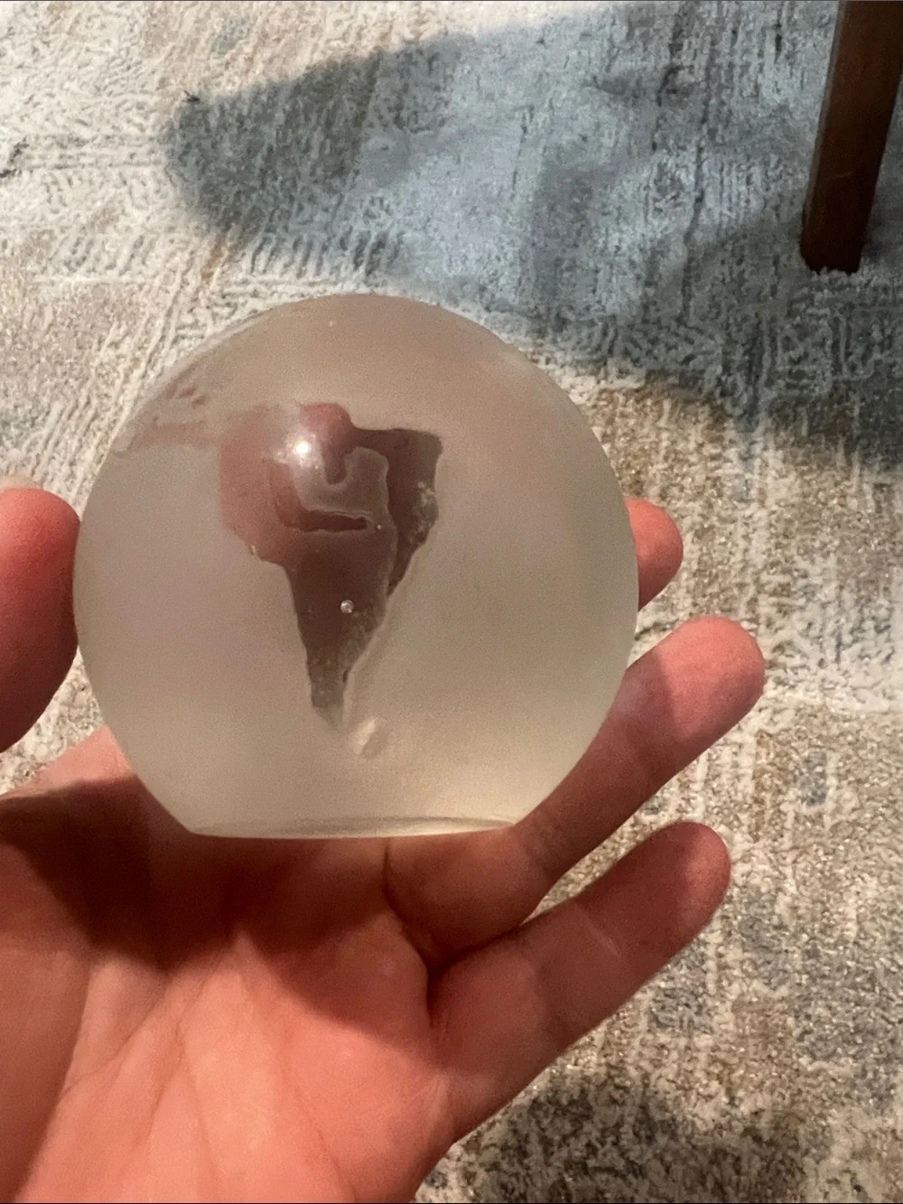 Frosted Glass Globe paperweight z19